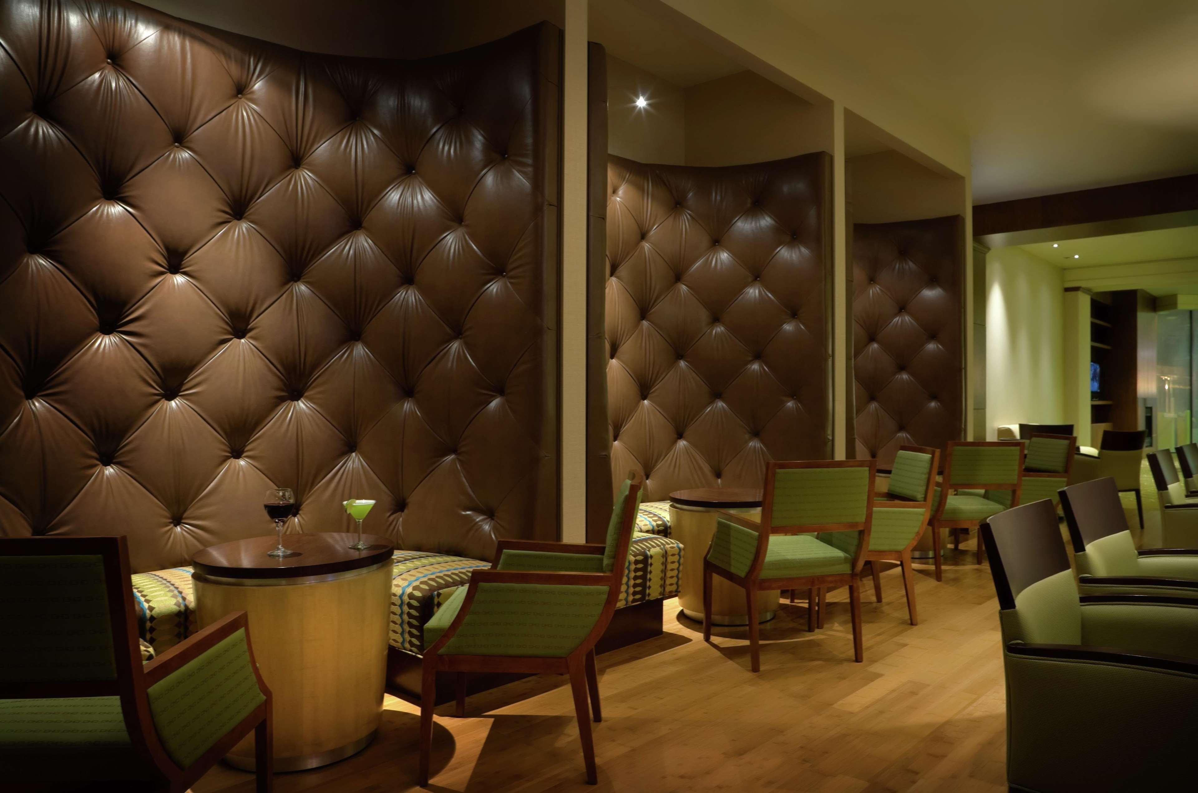 Doubletree By Hilton Hotel & Executive Meeting Center Omaha-Downtown Екстериор снимка