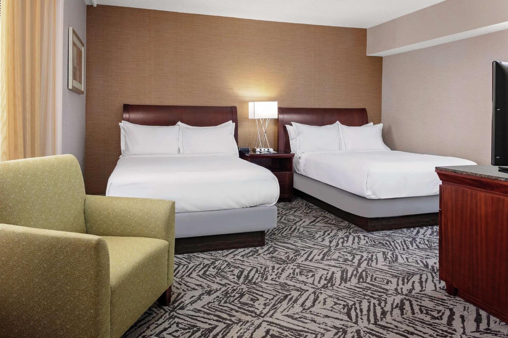Doubletree By Hilton Hotel & Executive Meeting Center Omaha-Downtown Екстериор снимка